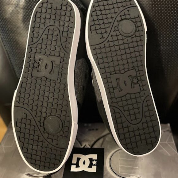 DC Shoes PURE, Black/Grey/ Black XKSK.  Size 12,  NWT - Picture 7 of 12